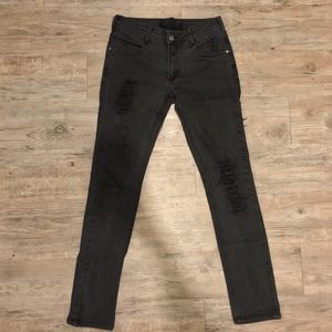 Ladies Distressed Washed Black Skinny. Size 26